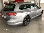 Volkswagen Passat 2.0 TDI SCR Comfortline - 5