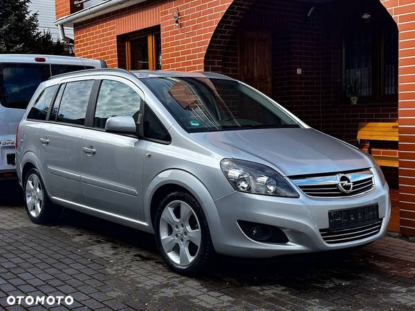 Opel Zafira - 1