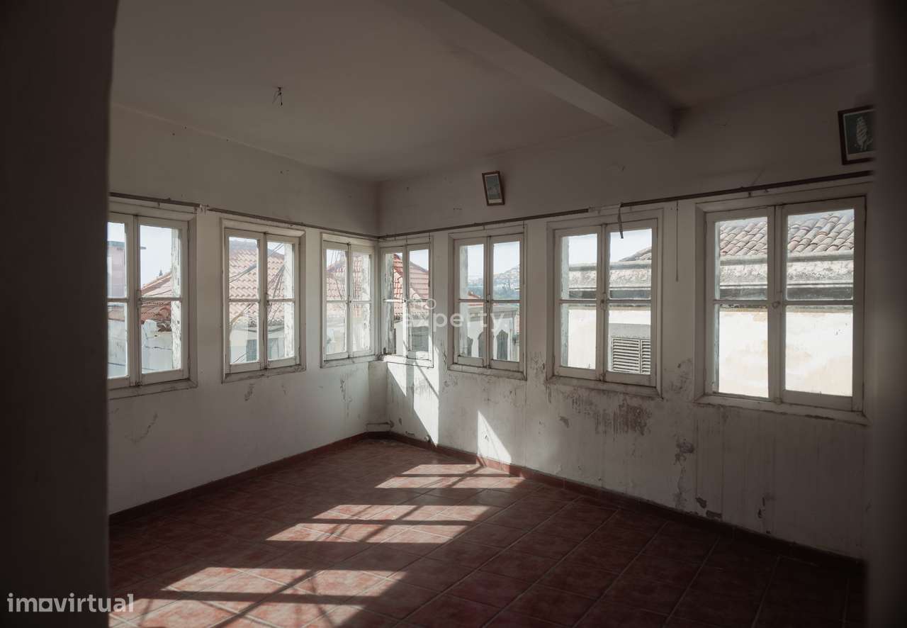 Edifício histórico com projeto aprovado no coração do Funchal-26