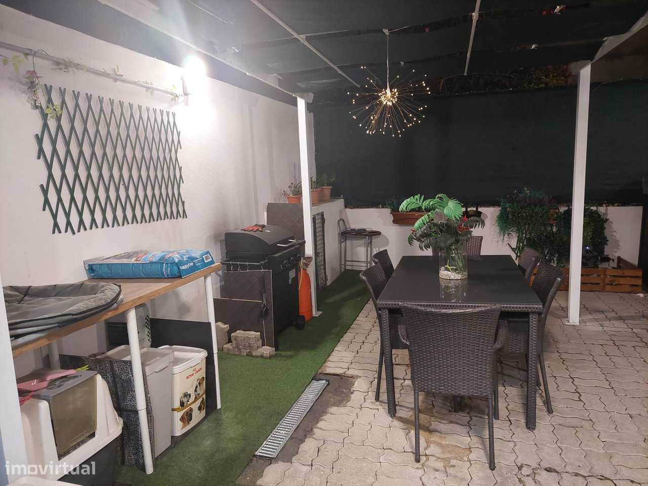 Andar de moradia rés-do-chão com excelente espaço exterior.-14