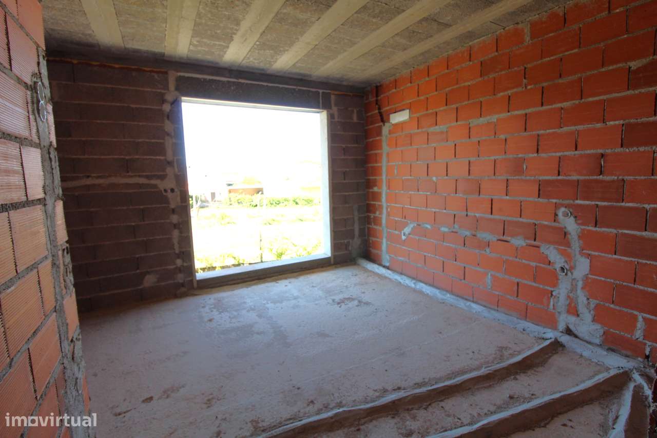 Apartamento T3 na Cumieira com 200m2 de Jardim-6