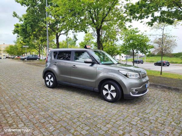 Kia e-Soul EV - 15