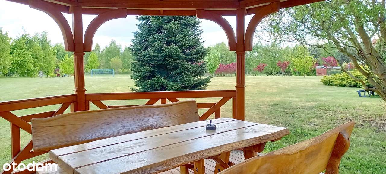 Piękna posiadłość Garbicz 3,8 ha, 5 budynków mieszk., basen, jezioro-11