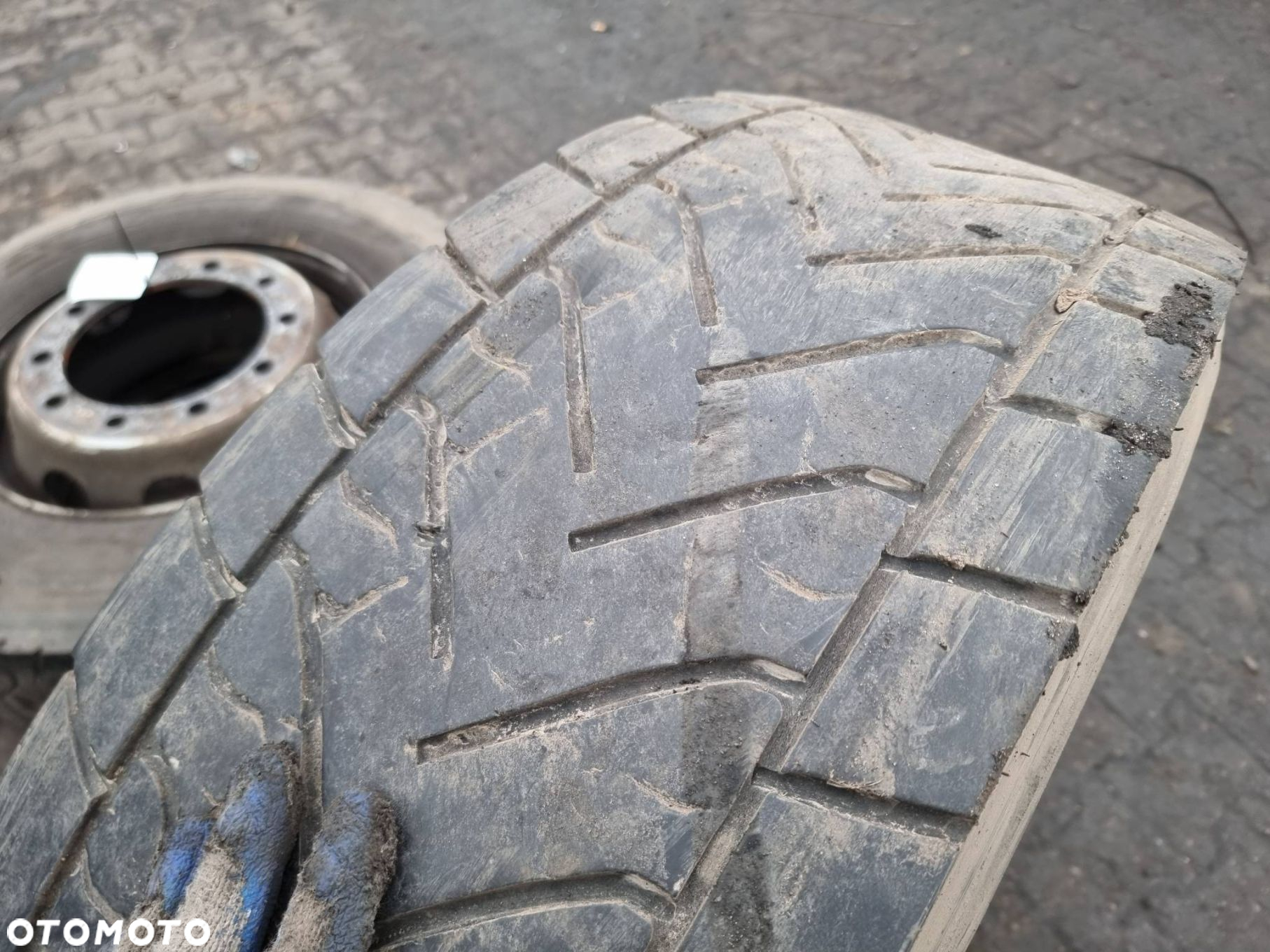 OPONA 22.5 NAPĘDOWA MAN TGX 18.440 DUNLOP SP446 315/70R22.5 - 6