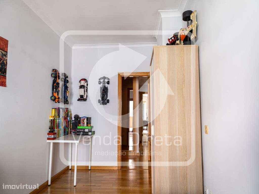 Apartamento T3 em Setúbal com box e vista para Serra da Arrábida-31