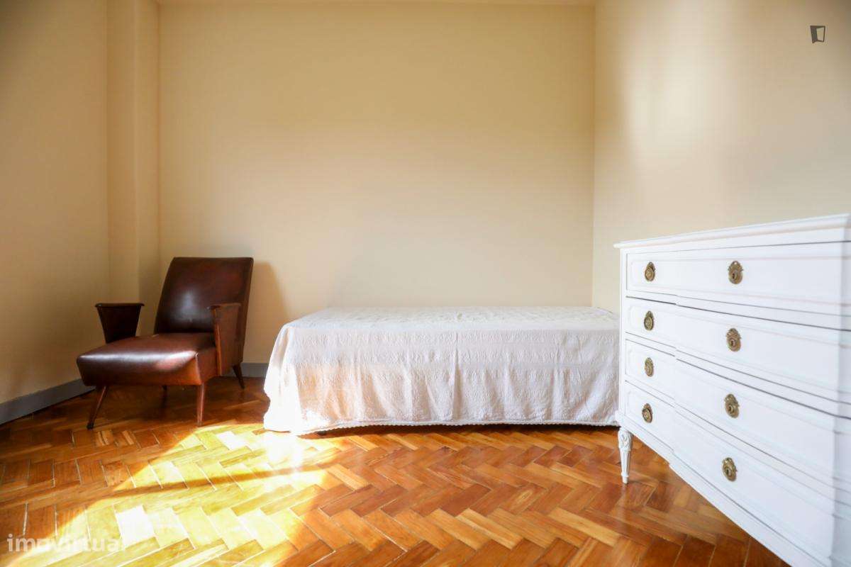 Quarto - localizado em Olivais Lisbon - Grande imagem: 4/19