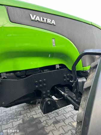 Valtra T 121 HITECH MECHANICZNA BIEGI PELZAJACE  VALMET - 23