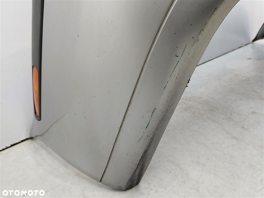 Zderzak tylny tył Volvo S40 1997-2001 SEDAN srebrny SILVER METALLIC 32900 - 12