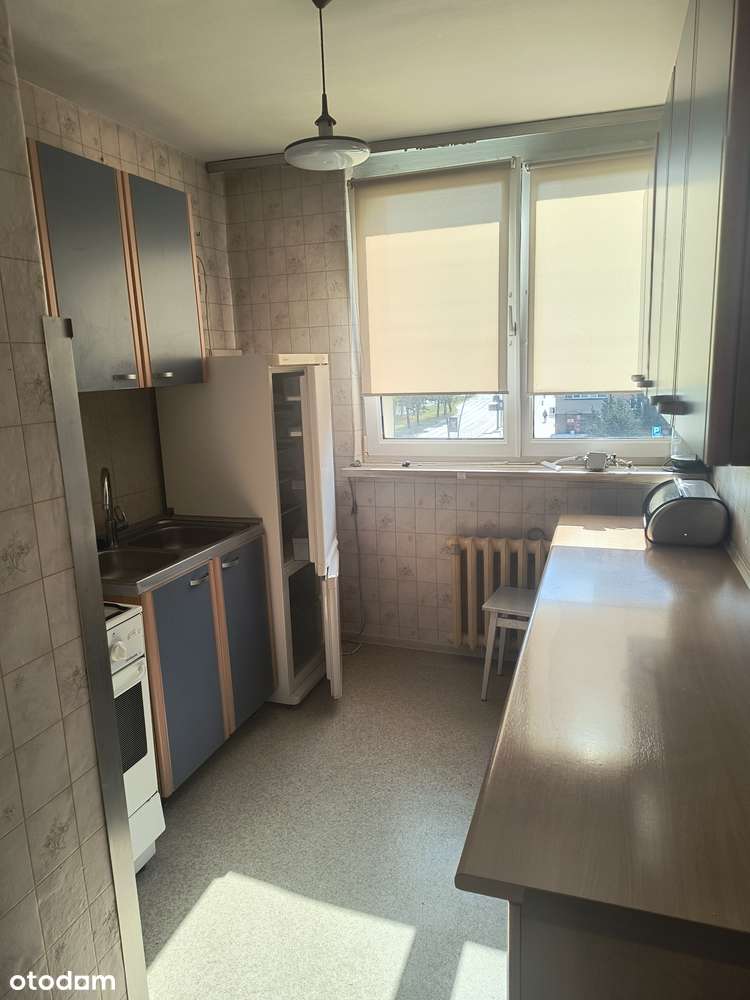 Trzy pokoje na drugim piętrze z dużym tarasem w okolicy "Tęczy" !-7