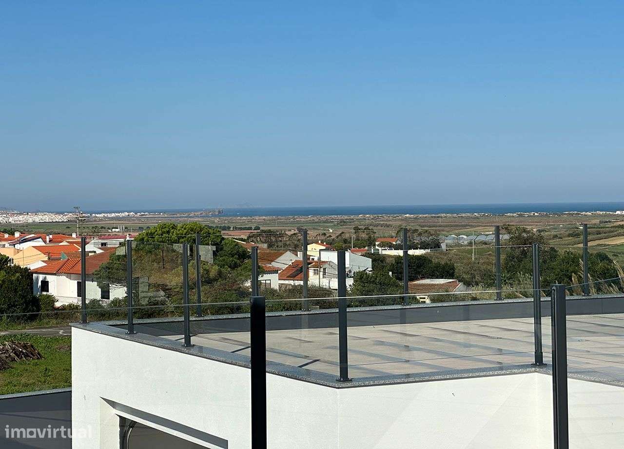 Espaçosa Moradia V4 com piscina - Coimbrã / Peniche-37