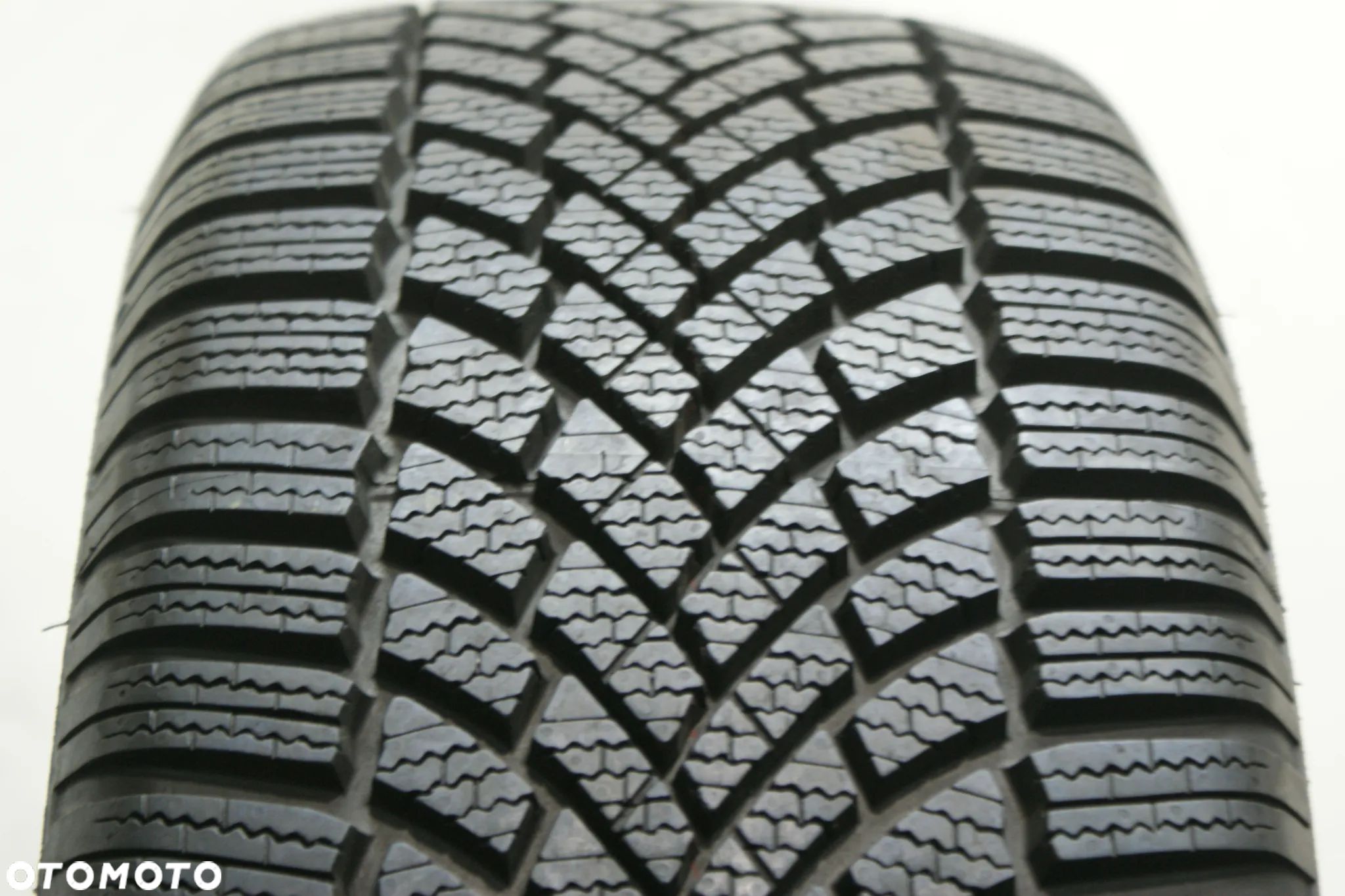 215/60R16 BRIDGESTONE BLIZZAK LM005 , 8mm 2022r - 1