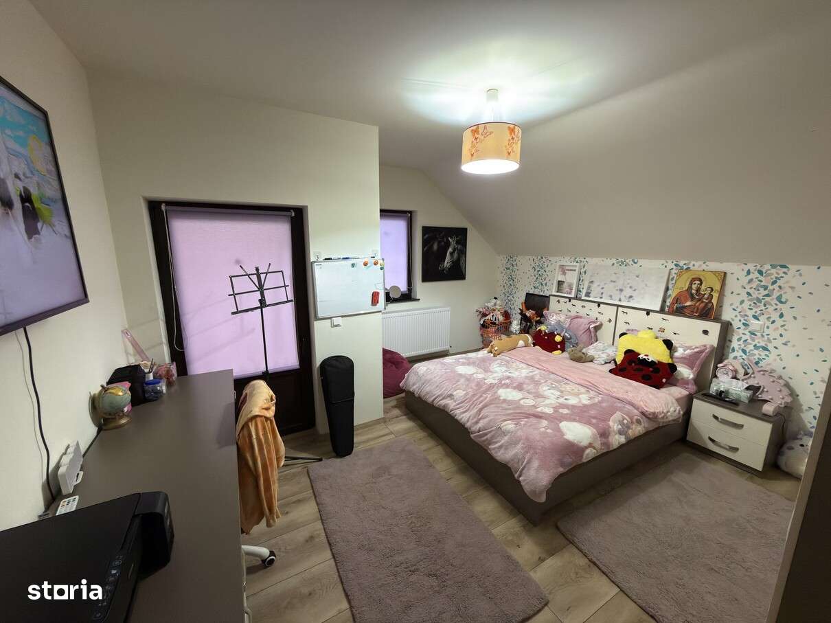 Casă complet mobilata si utilata cu 4 camere + garaj | Teren 744 mp-16