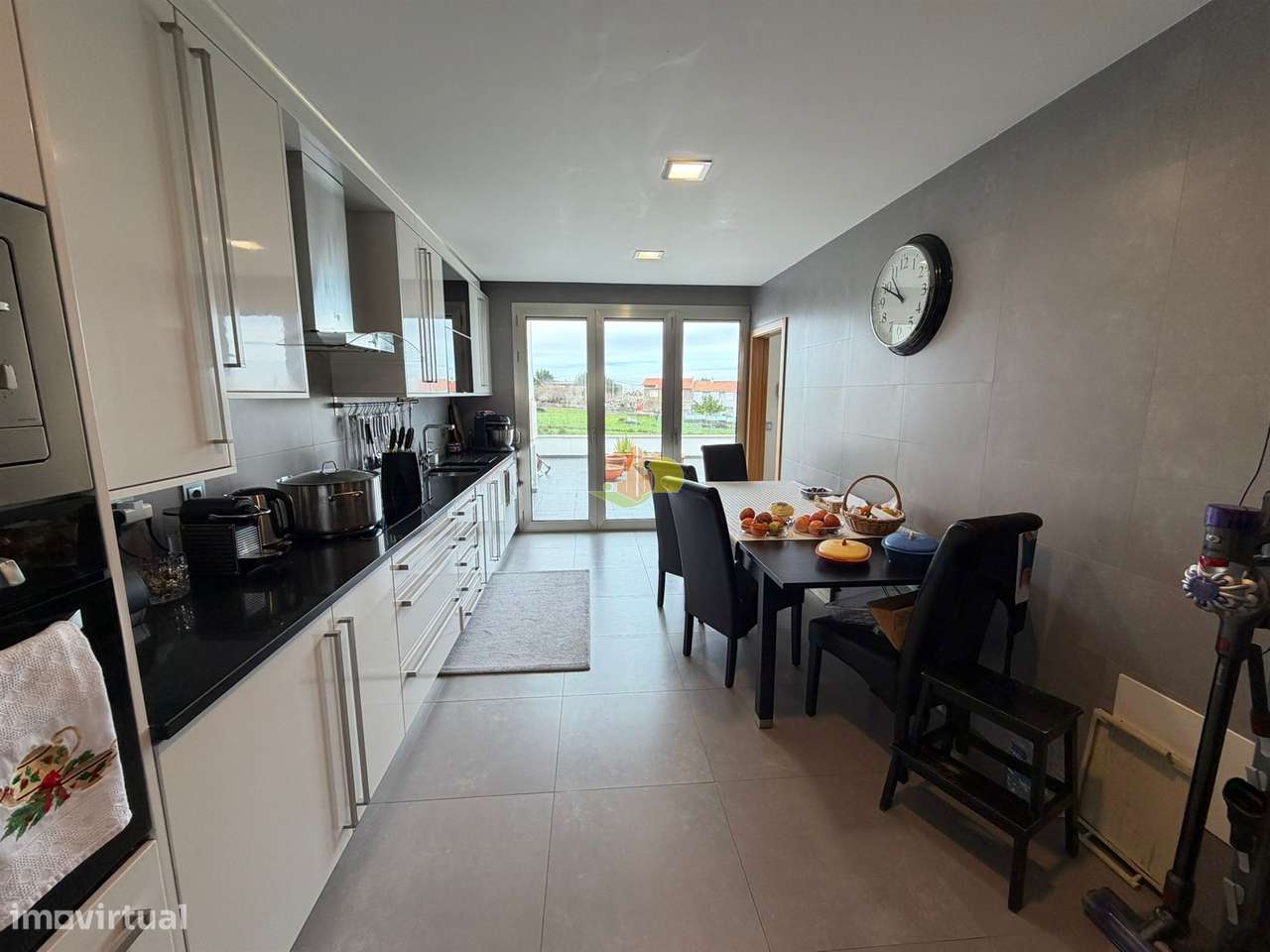 Moradia Semi Nova na Cidade!-4