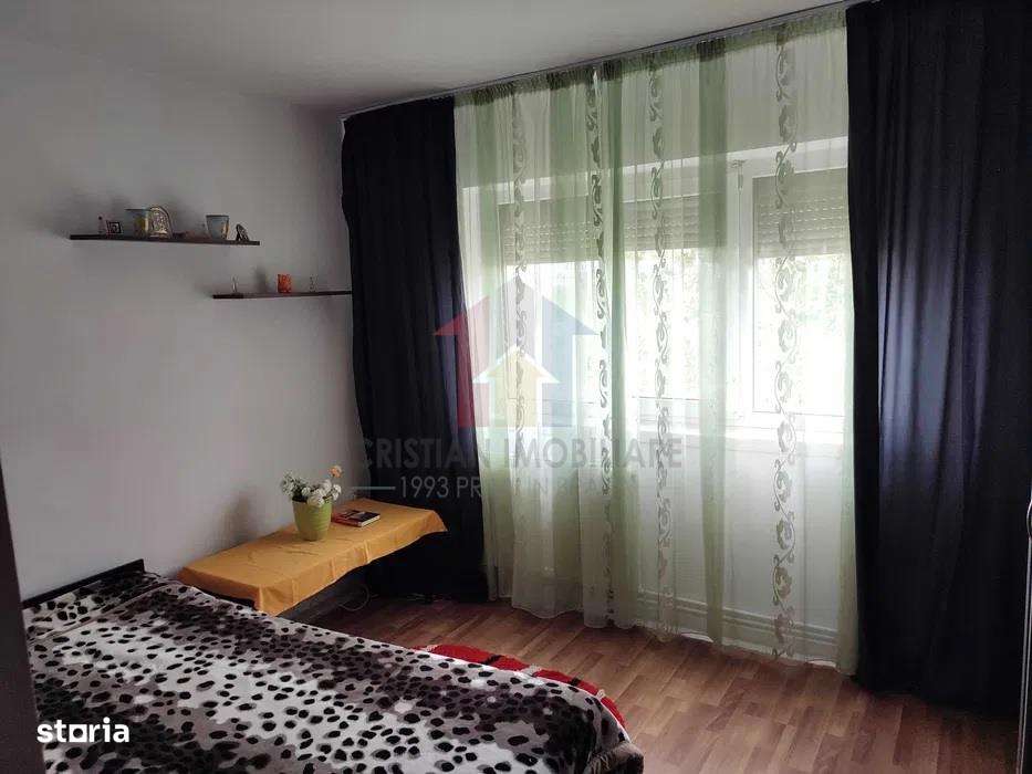 Ap. 2 camere confort 1 decomandat zona Radu Negru - Imagine principală: 4/8