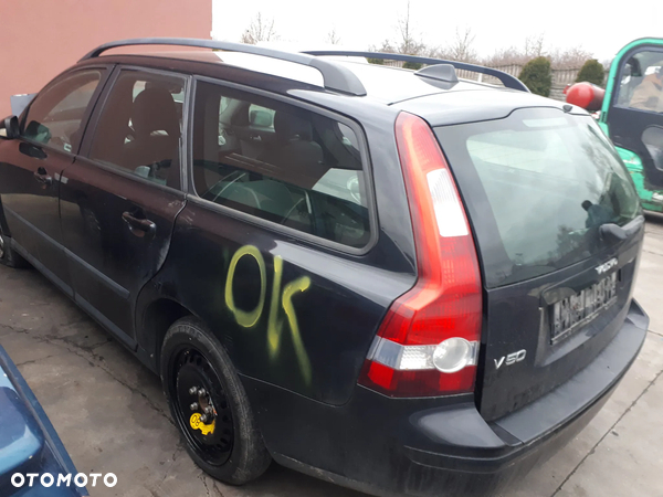 VOLVO V50 04-08 1.8 16V LUSTERKO PRZÓD PRAWE LEWE 452-46 - 7