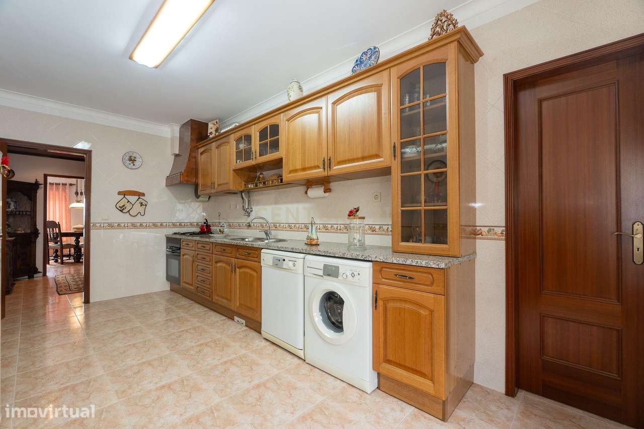 ** Excelente Apartamento T2 - Vista Rio - Centro do Montijo **-13