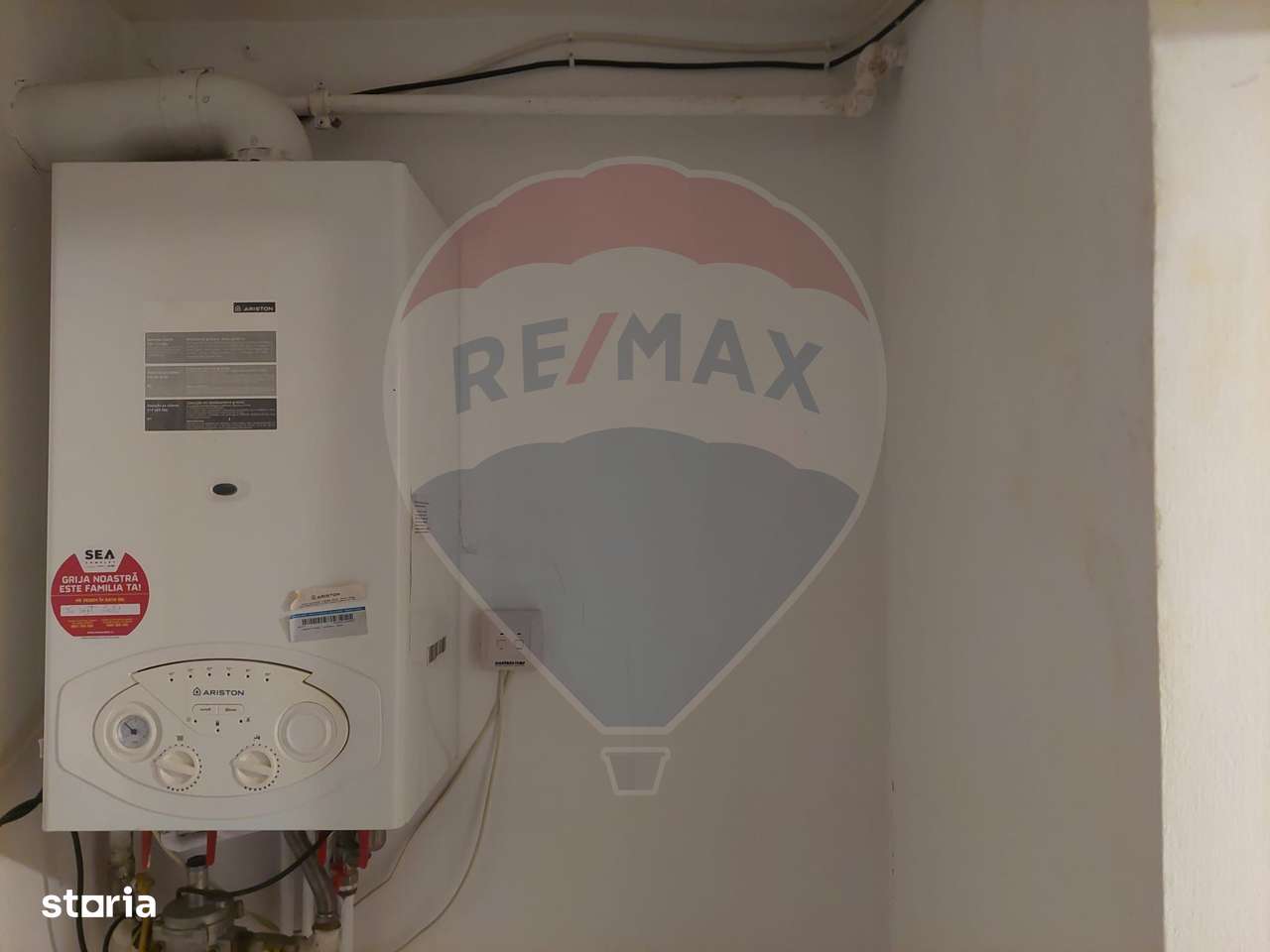 Apartament cu 3 camere de vanzare-14