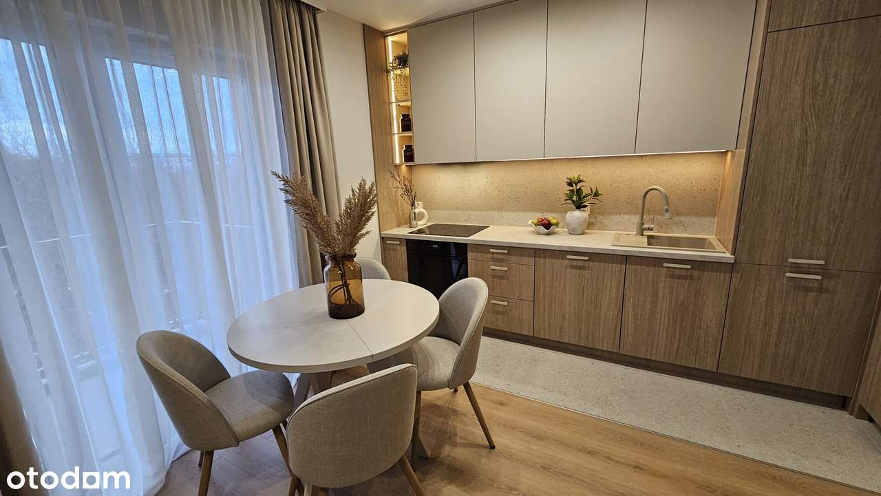 Bez prowizji, Garderoba, Wykończone, 2-pokojowe, Galeria Bronowice - Pełny obrazek: 2/10