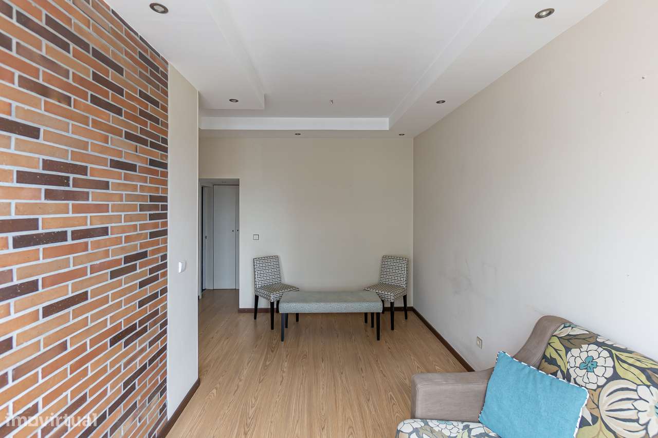 T1K na  Av. da Boavista, junto à Casa da Música - Grande imagem: 5/24