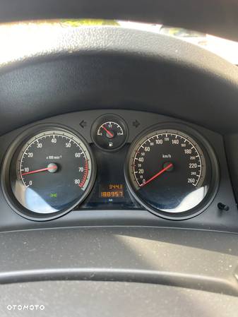 Opel Astra III 1.6 Cosmo - 8