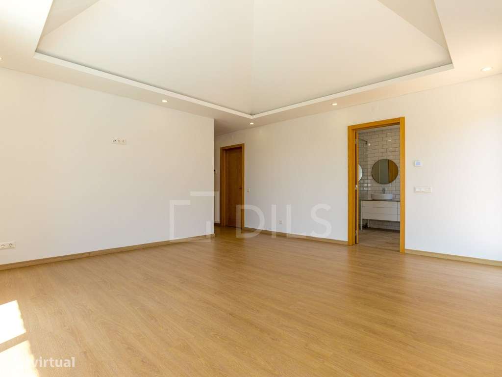 Moradia T4 com piscina em Vale Formoso, Loulé - Grande imagem: 5/54