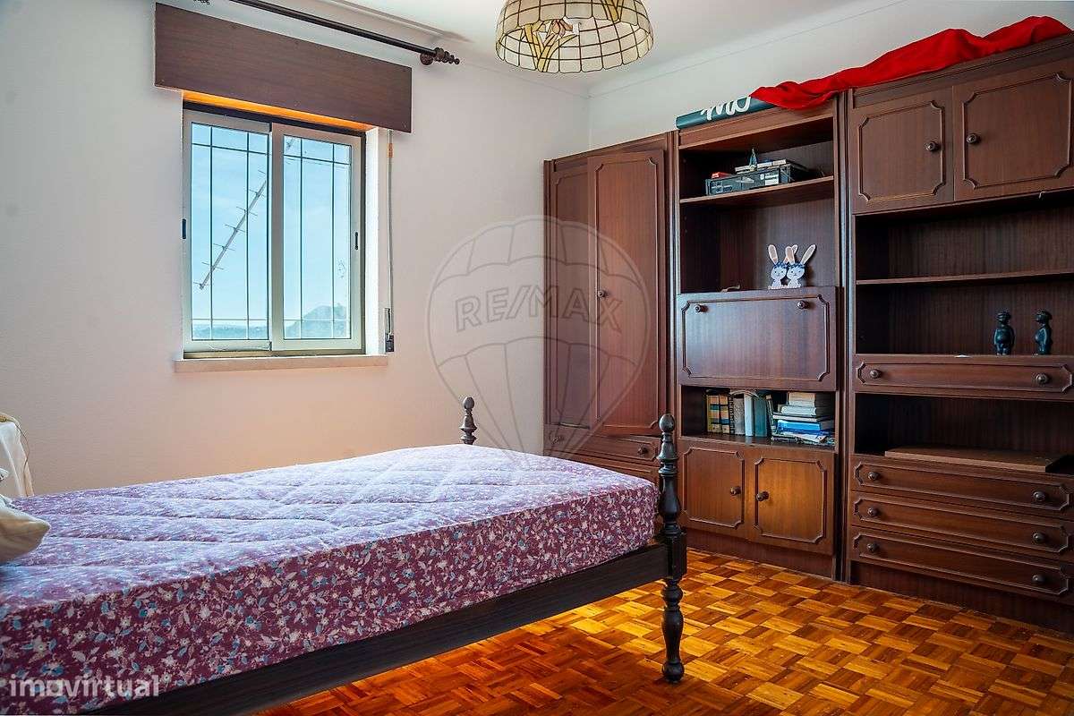 Moradia T4 para venda-13