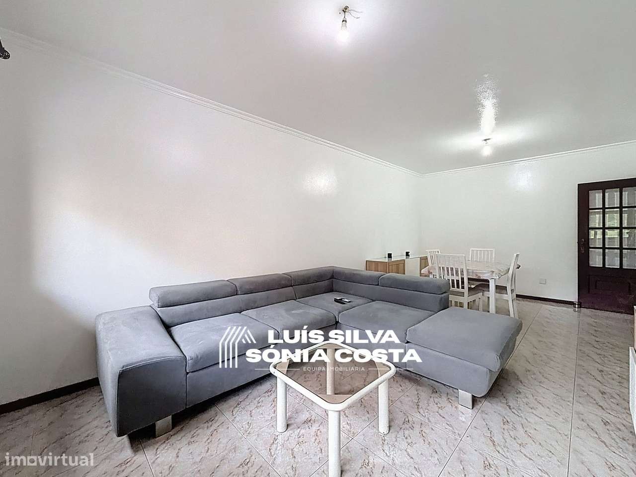 Apartamento à venda em Travessa Pinheiro 66, Mozelos-1