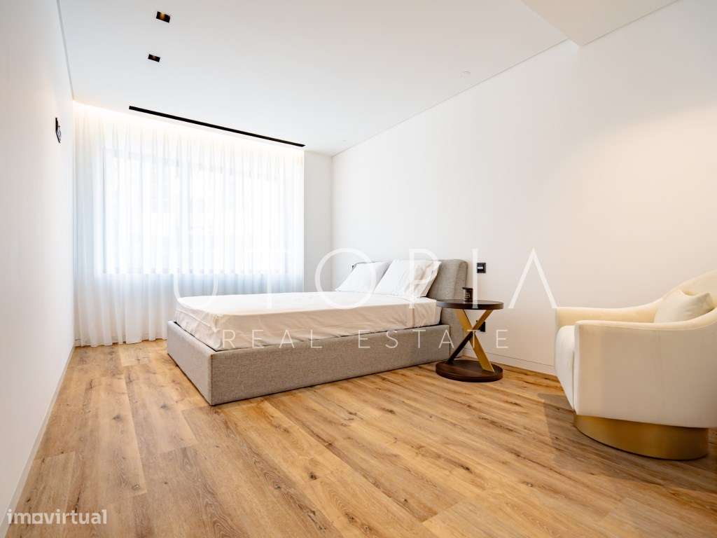 T4 novo com terraço, sala de cinema e piscina - D. João III Prestig...-20