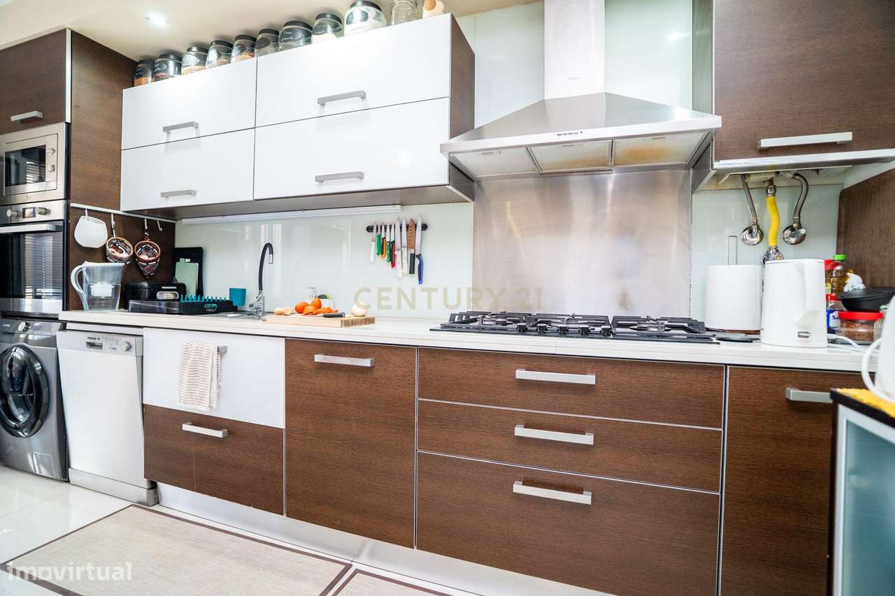Moderno Apartamento  T3 Condomínio Fechado, em Nossa Senhora de Fátima-17