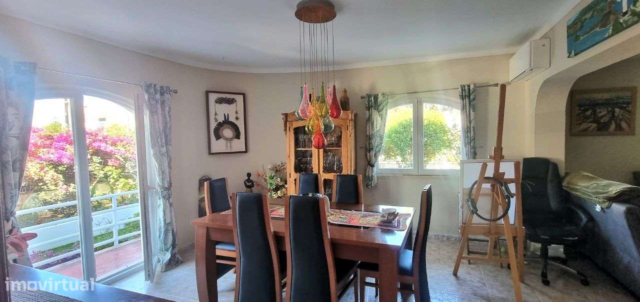 Moradia T5 com piscina, Brejos de Azeitão, Azeitão-17