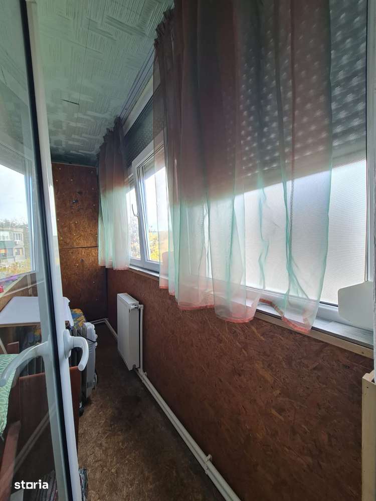 Vanzare apartament 2 camere, in Galati, Micro 16, liber-5