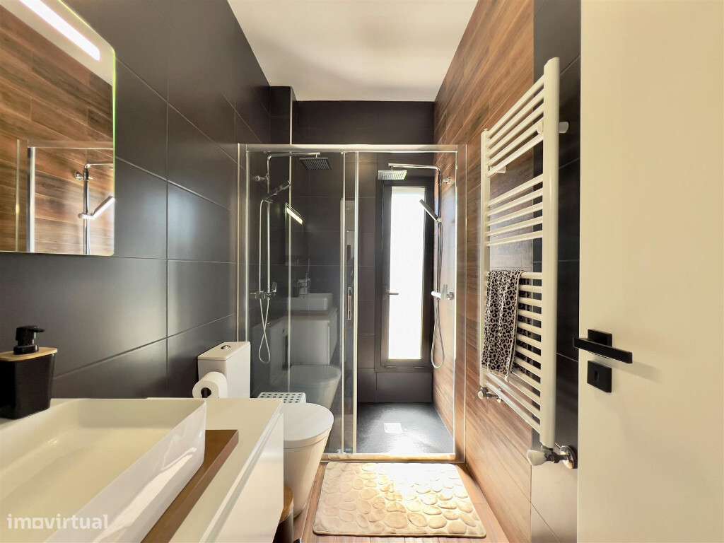 Moradia Isolada M4 com garagem em zona da Granja do Ulmeiro - Grande imagem: 4/7