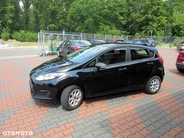 Ford Fiesta - 12