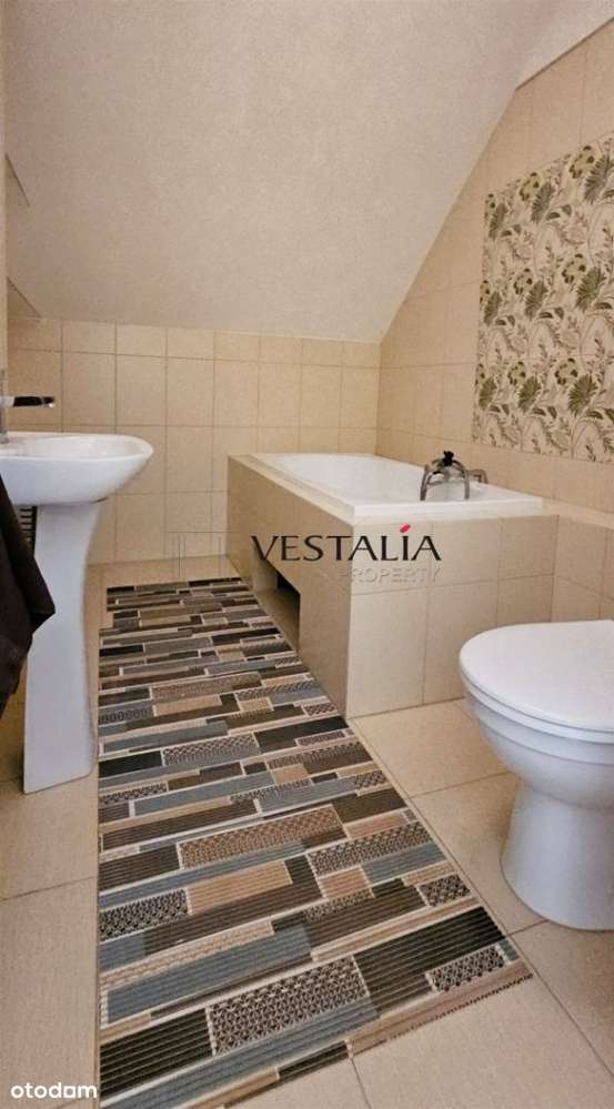 Dom w malowniczej okolicy-9