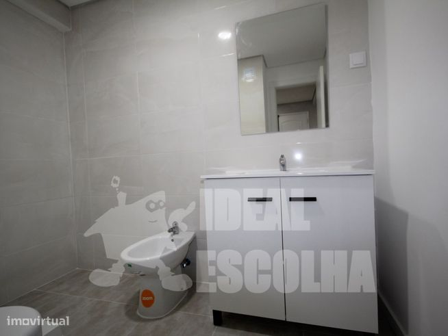 T3 AMORA 275 000€
TOTALMENTE RENOVADO.-13