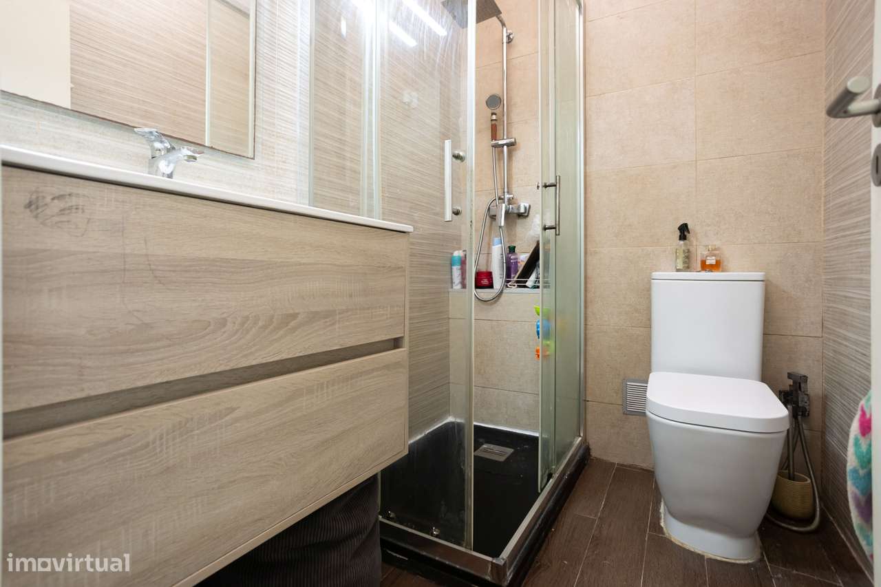 Apartamento T1 Remodelado-19