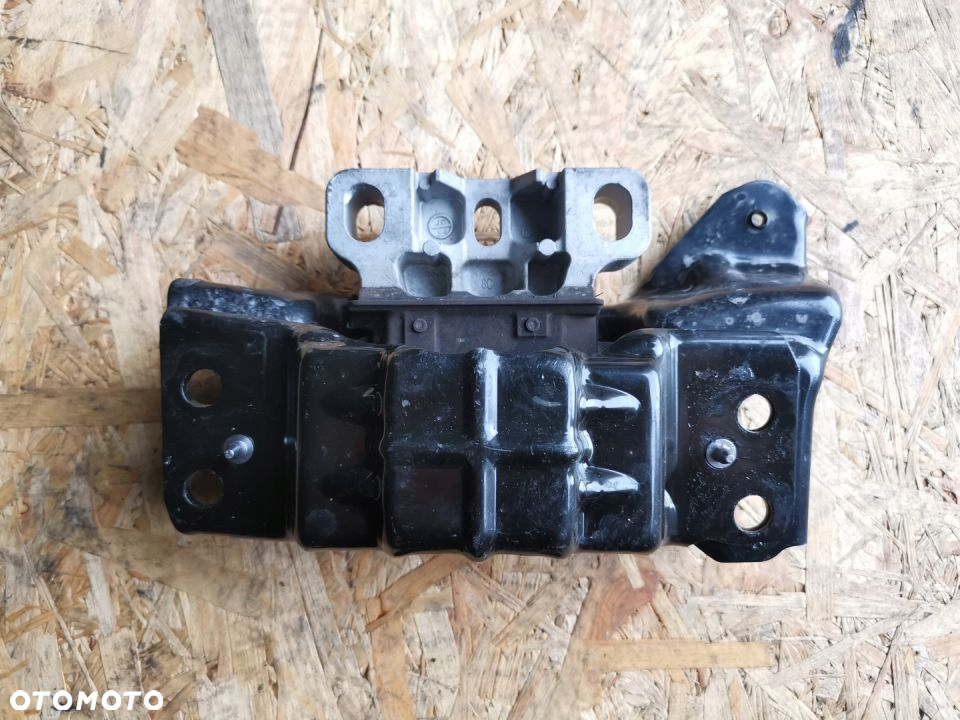 ŁAPA SILNIKA SKRZYNI SEAT ARONA 2Q0199555BC - 2