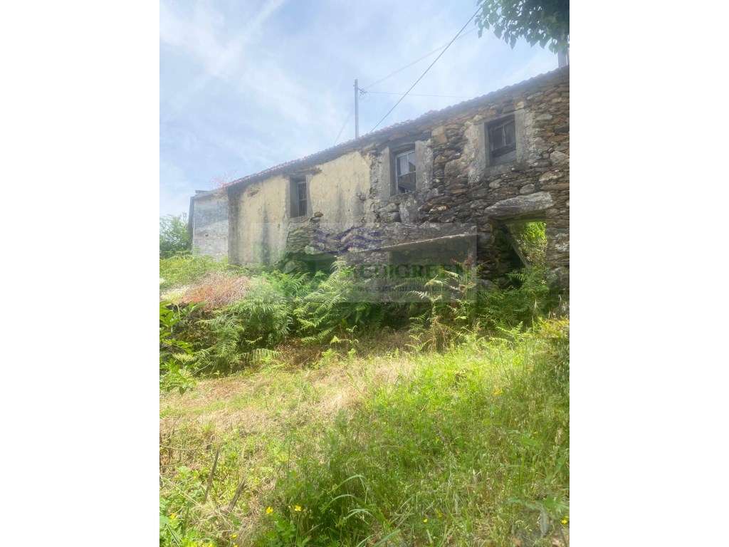 MORADIA EM PEDRA PARA RECUPERAR - Grande imagem: 5/5