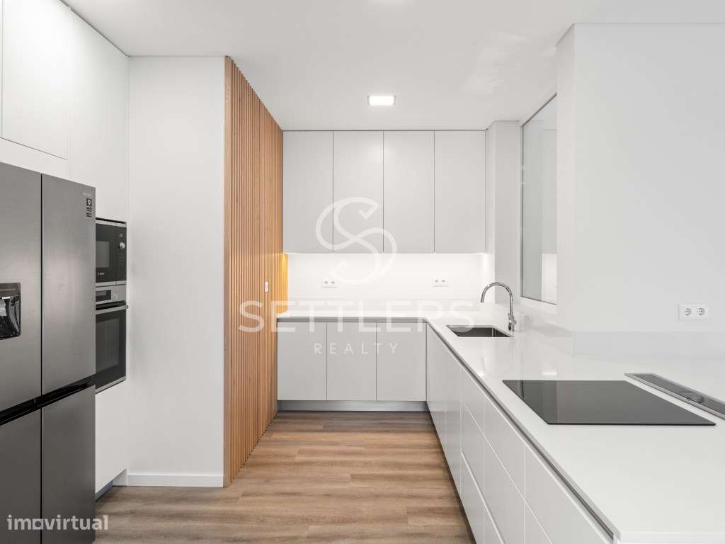 Moradia T4 isolada - Parede-8