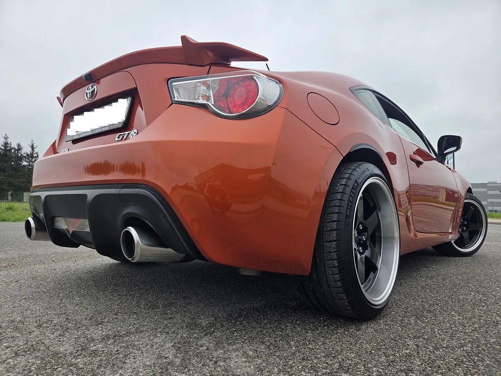 Toyota GT86 2.0 Premium (tem) 2012