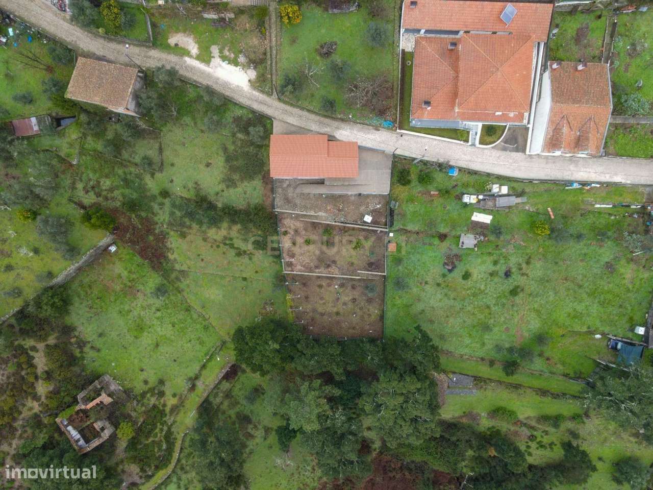 Casa para reconstrução em Roda Cimeira, Góis - Grande imagem: 5/28