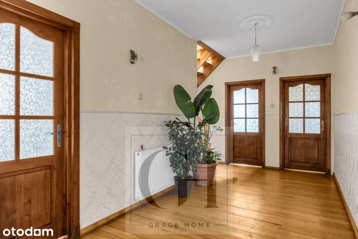 Dom rodzinny z dużym potencjałem inwestycyjnym.-15