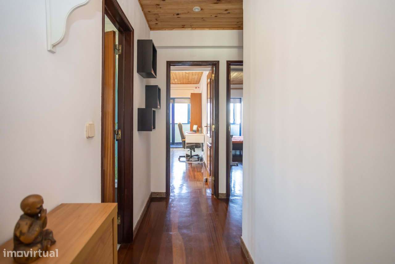 T3 c/ varandas e elevador – Loures (junto à Biblioteca José Saramago)-14