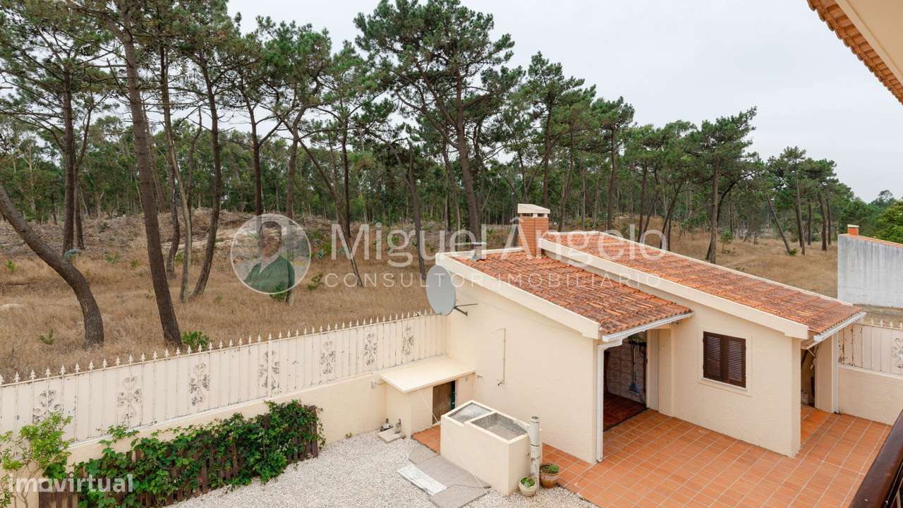 Moradia T3 com jardim, garagem e excelente espaço exterior na Torreira-6