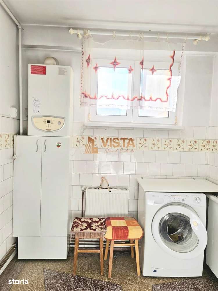 Apartament 3 camere, zona Astra-6