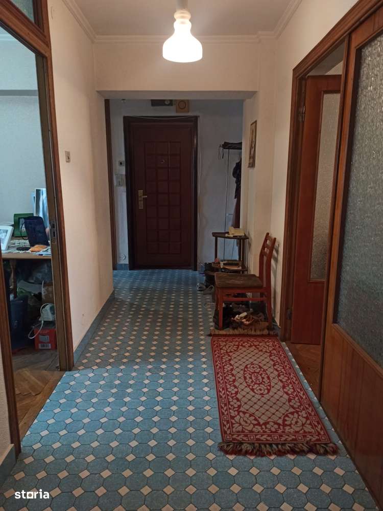 4 camere PITEȘTI , Decomandat , Amplasament DEOSEBIT, negociabil !-9