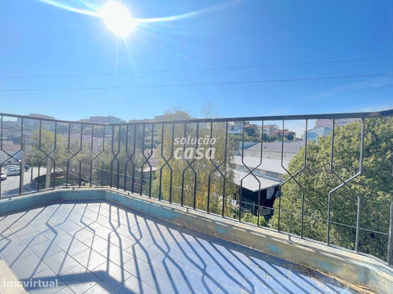 Apartamento T3 com Lugar de Garagem, localizado a 650 metros da Estaçã-17