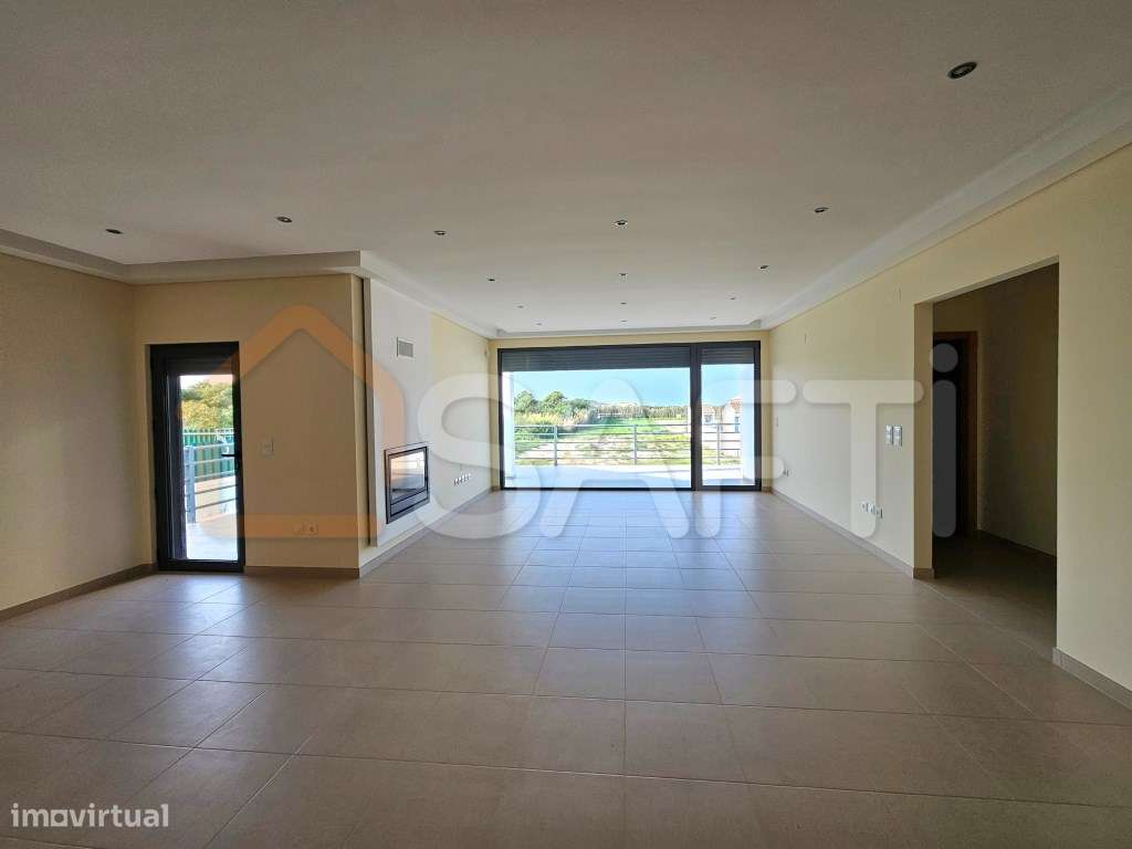 Venda - Moradia T4 Nova -
Silveira - Santa Cruz - Grande imagem: 5/43