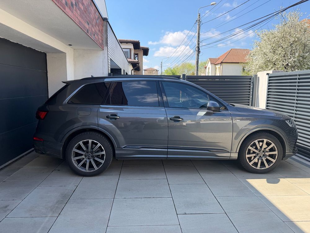 Audi Q7 55 TFSI quattro Tiptronic MHEV S Line 2023