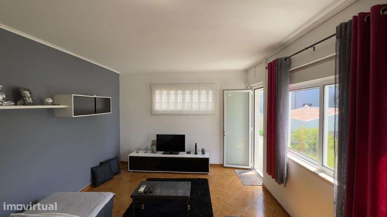 Moradia T3 + anexoT3 + sótão - 195 m2 - Abóboda - São Domingos de Rana-20